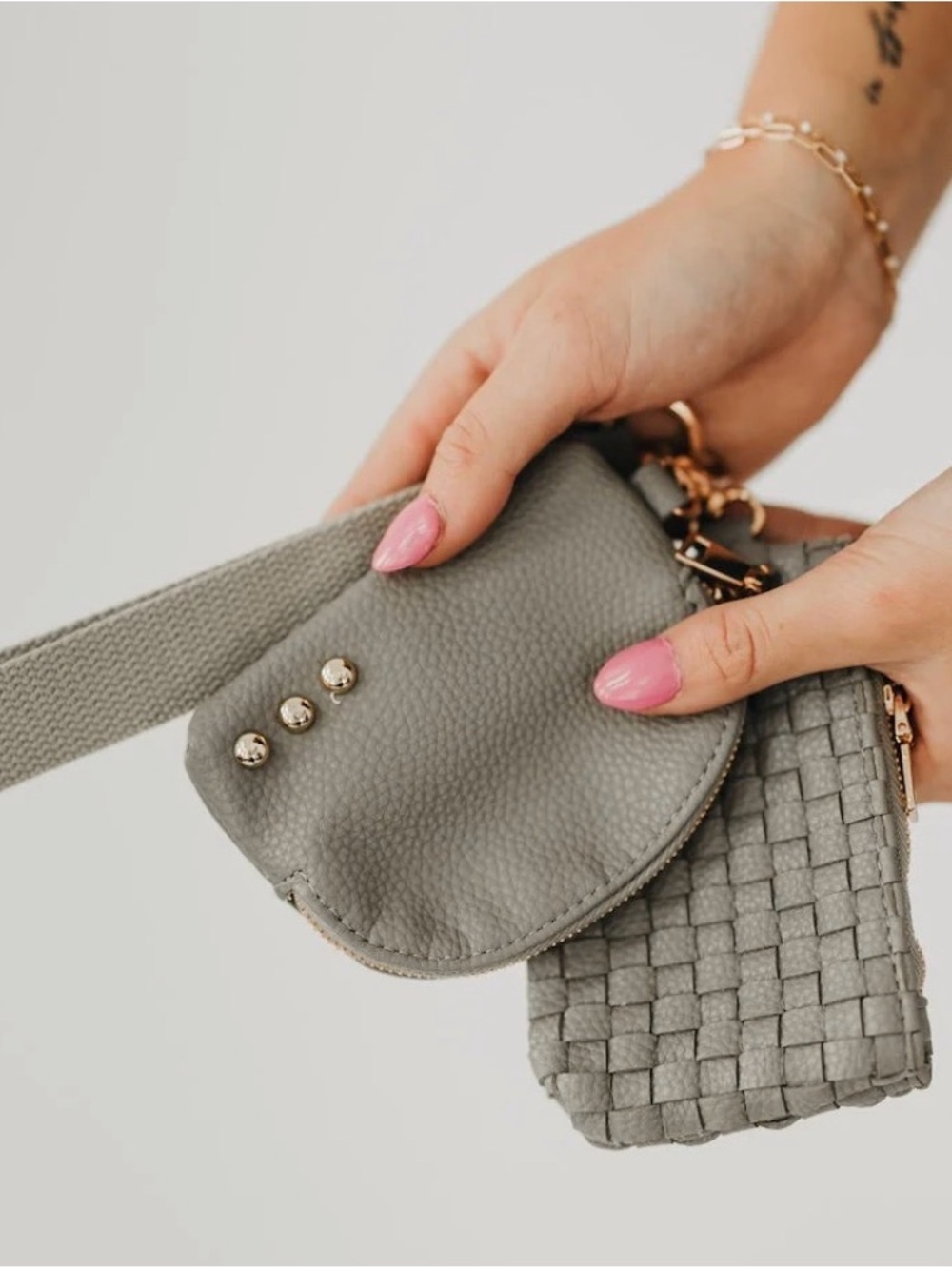 3 Sisters Collection Wonderlust Woven Dual Pouch Wristlet (gray)